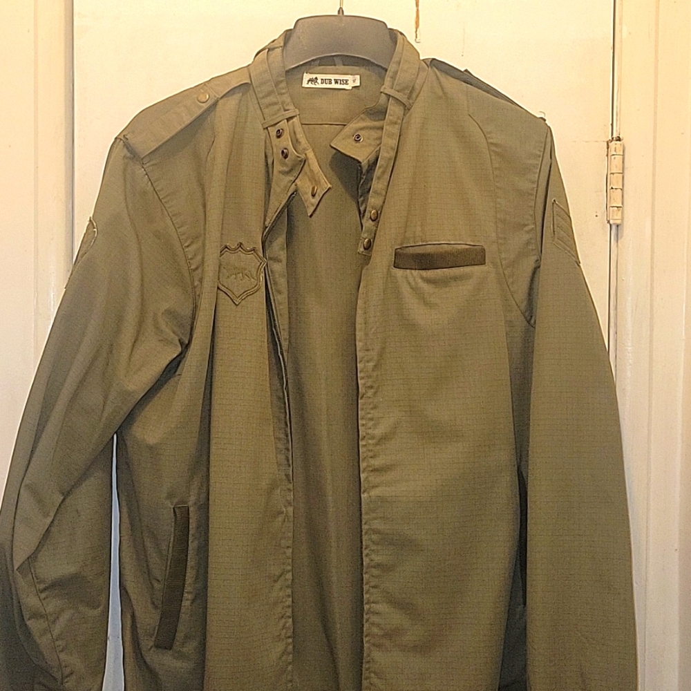 Military style jacket size large